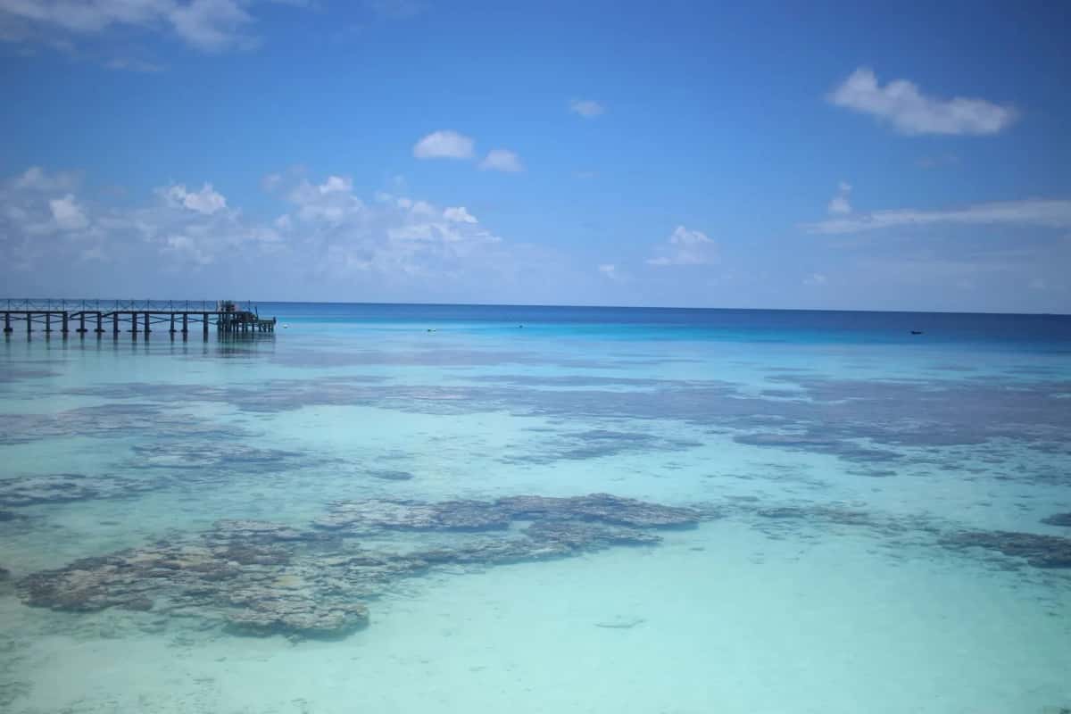 Manihi et Mataiva : atolls perliers discrets